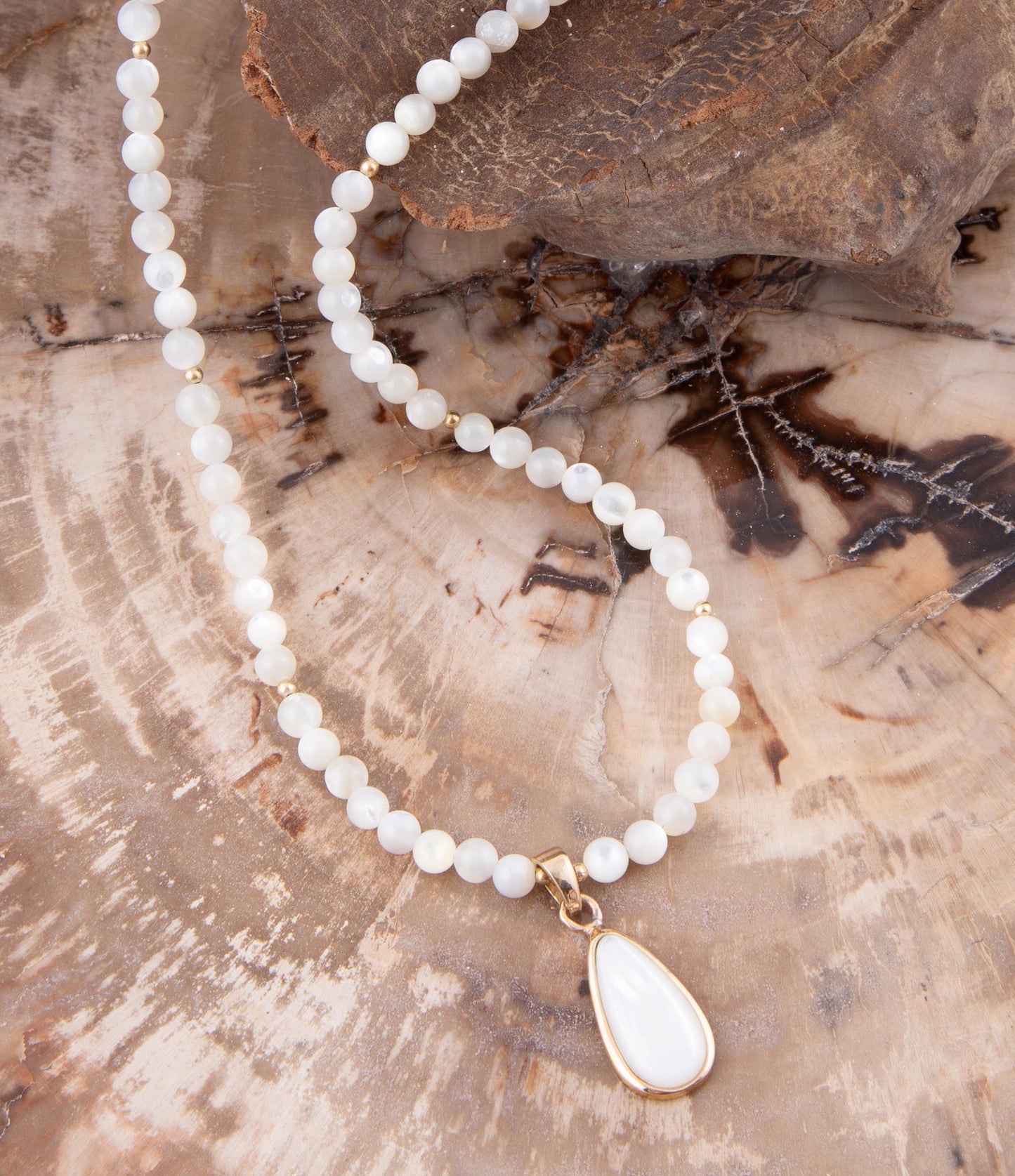 White Mother of Pearl Tear Drop Golden Pendant Necklace