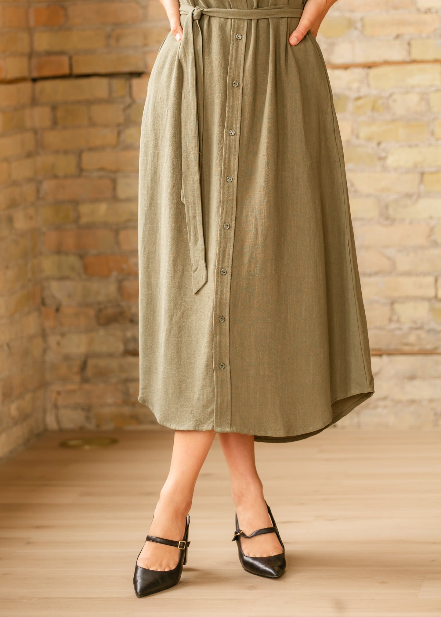 Willow Linen Midi Dress