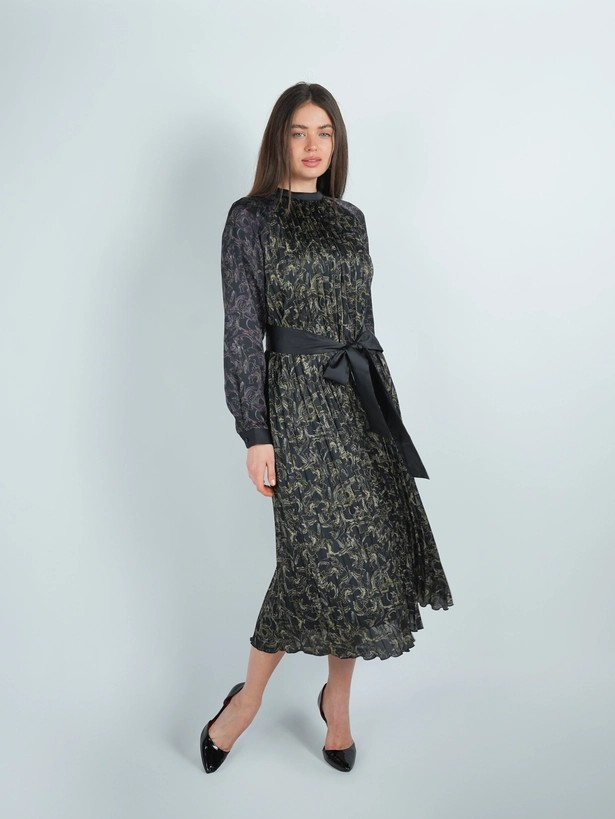 Two Tone Pleated Dress Non-Waisted Unique Boutique