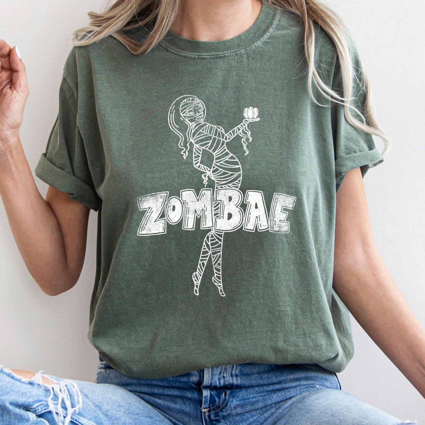 Zombae Funny Retro Halloween Comfort Colors Tshirt